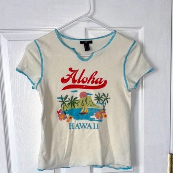 Forever 21 Other - Stylish Aloha short sleeve tee Sz 14